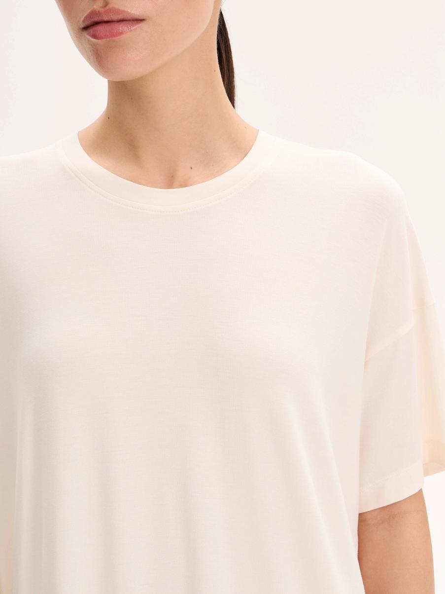 Футболка из вискозы