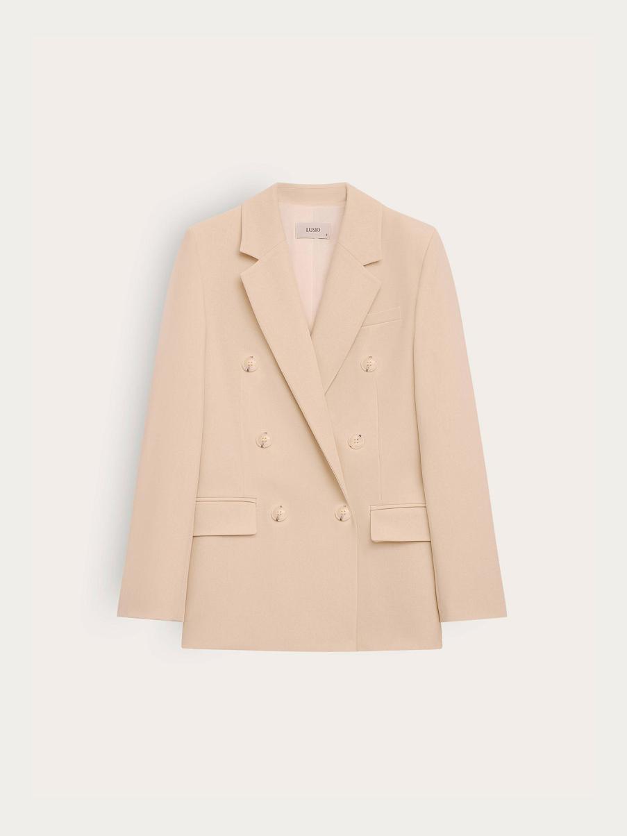 Жакет двубортный