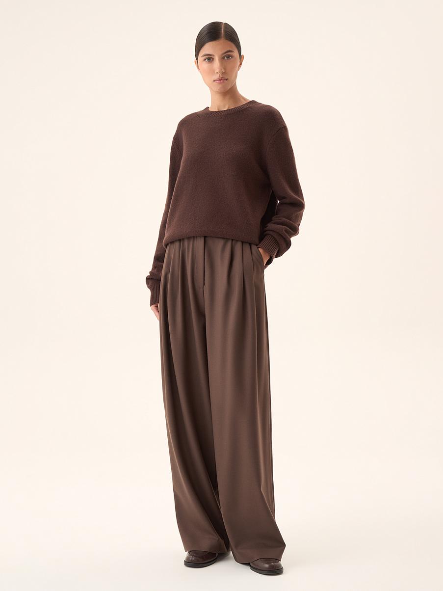 Широкие костюмные брюки