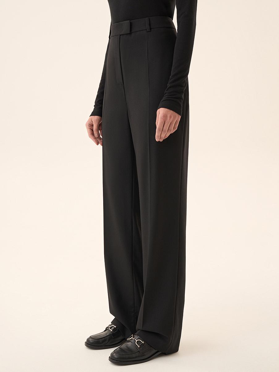 Брюки со стрелками