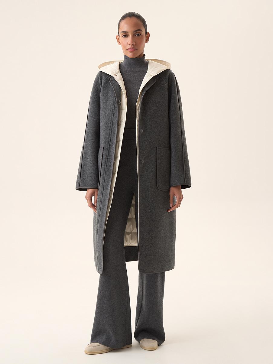 Пальто двухслойное с капюшоном