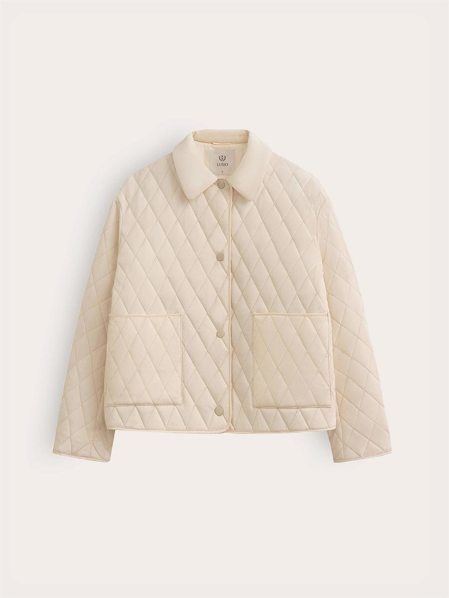 Куртка стеганая с воротником из шерсти