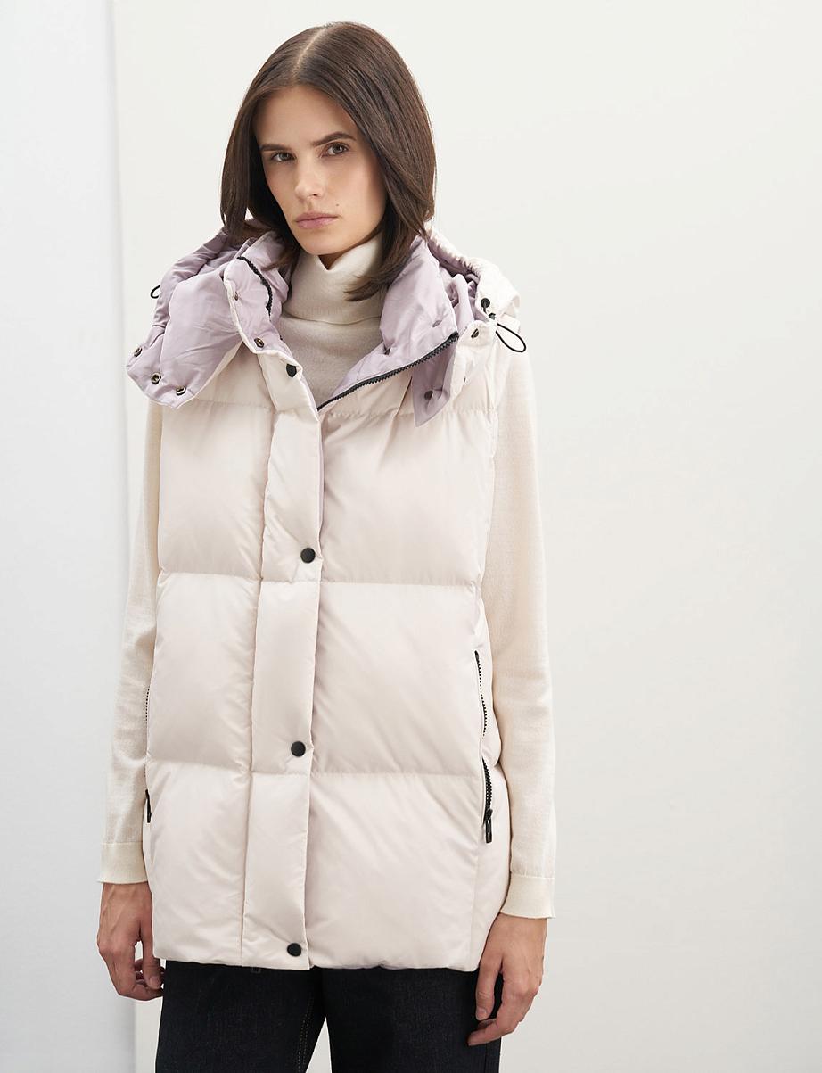 Удлиненная жилетка из пуха и пера утки