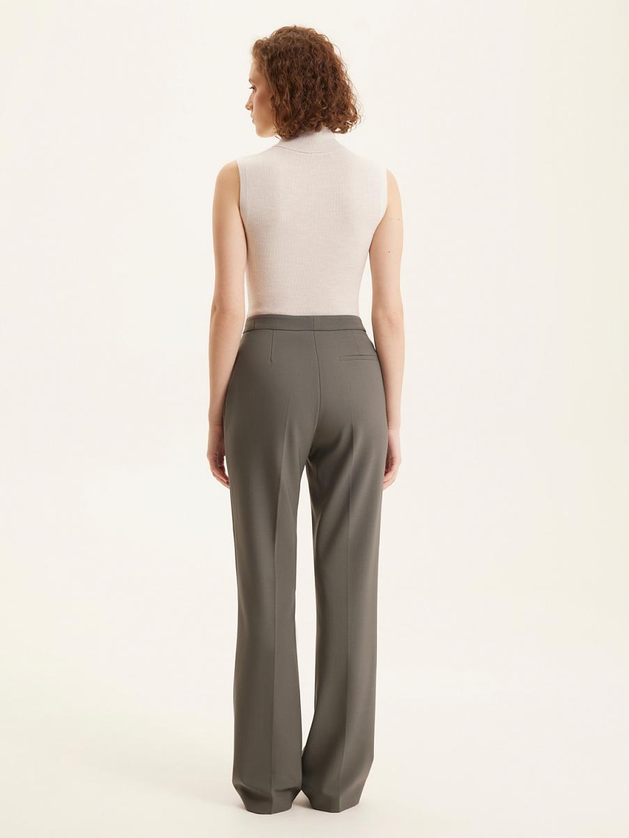 Прямые брюки со стрелками