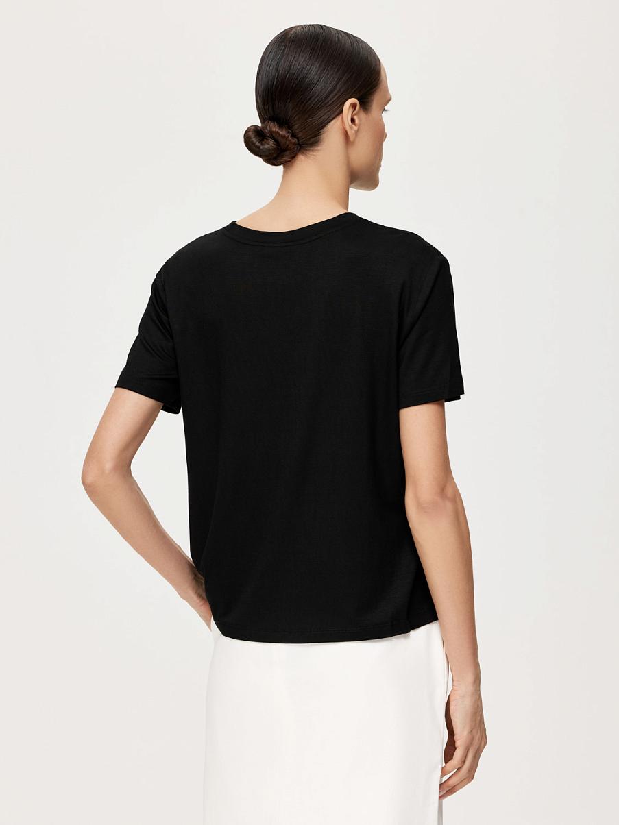Футболка свободного кроя