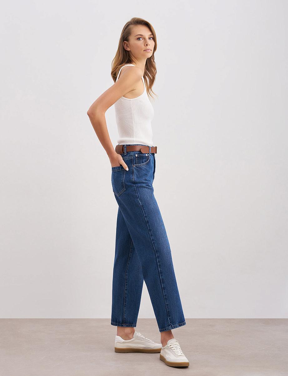 Прямые укороченные джинсы