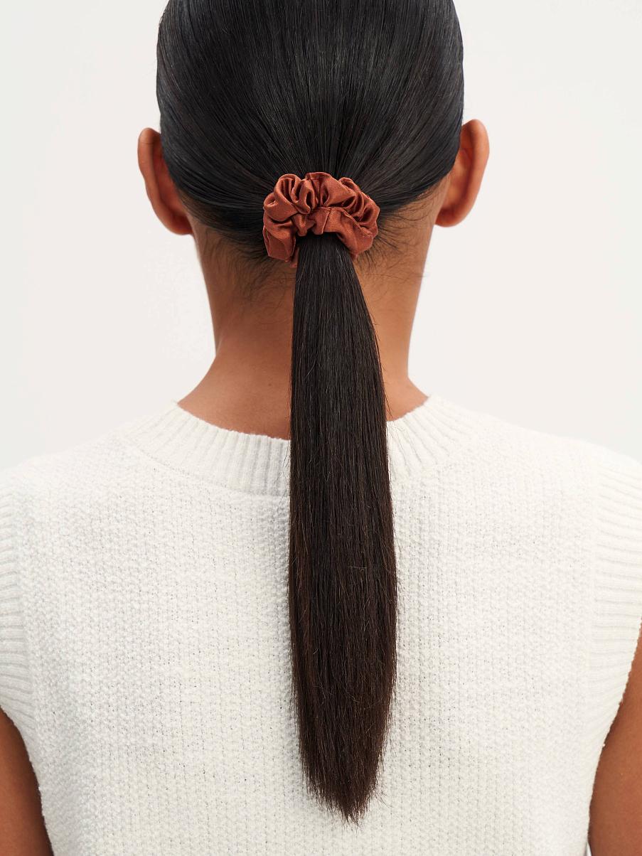 Резинка из шелка