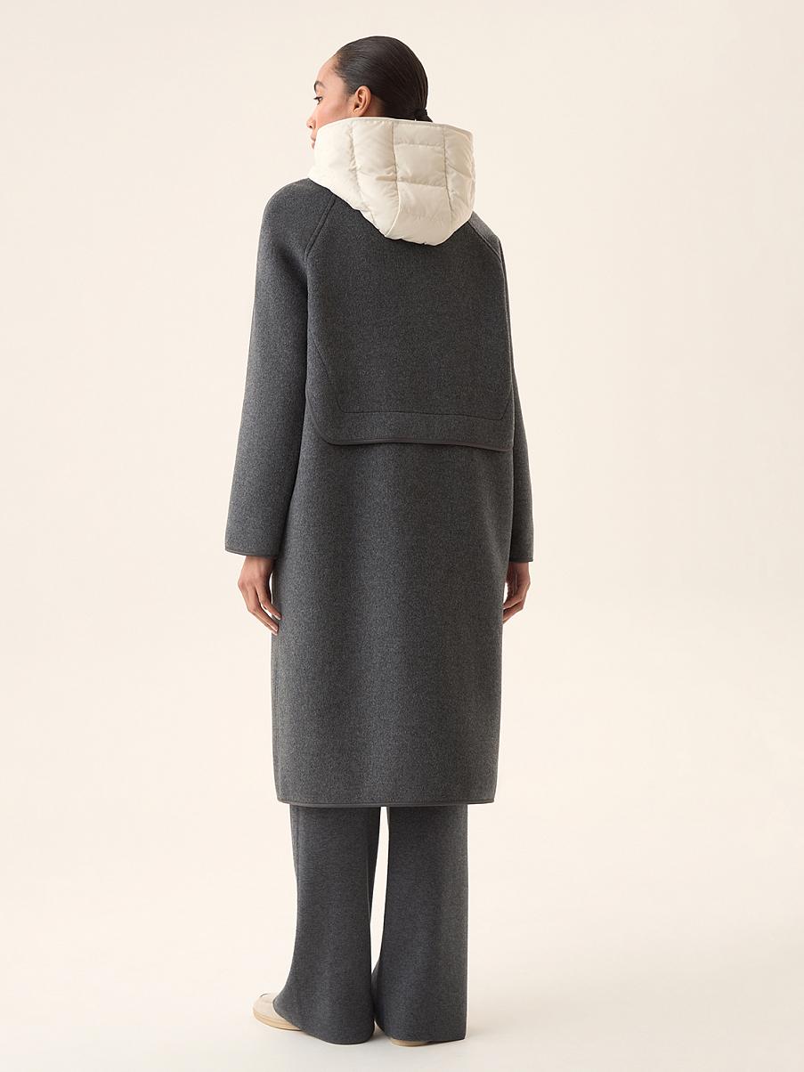 Пальто двухслойное с капюшоном