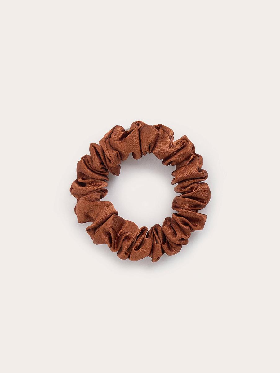 Резинка из шелка