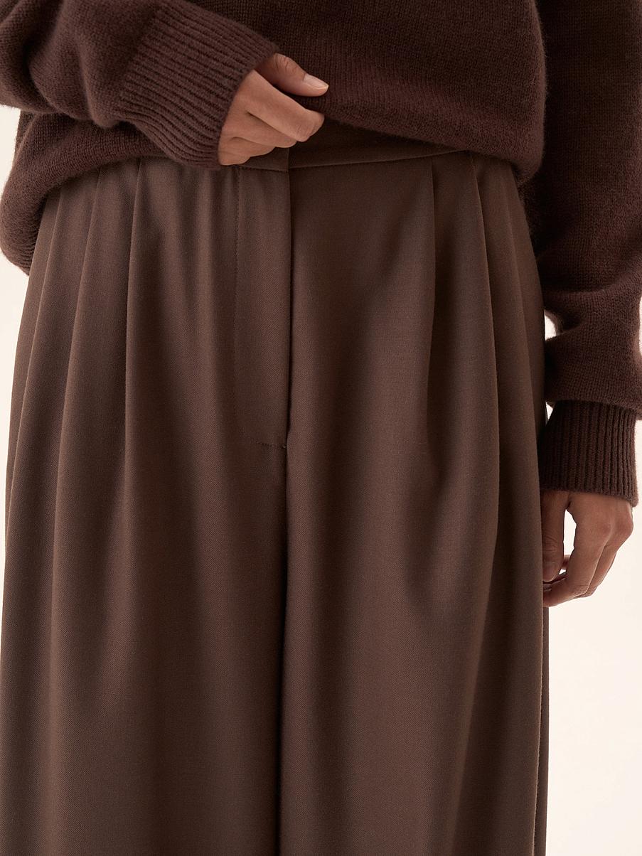 Широкие костюмные брюки