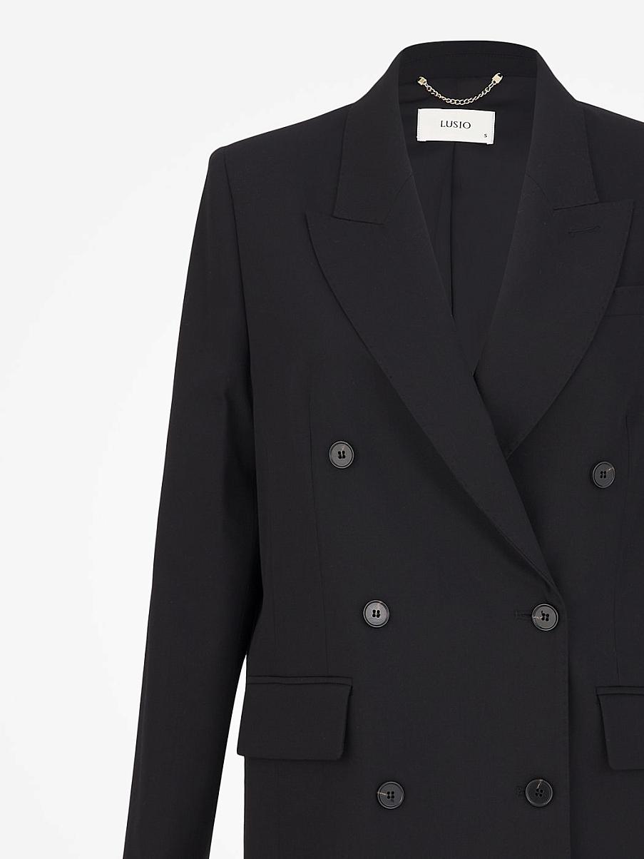 Двубортный жакет оверсайз