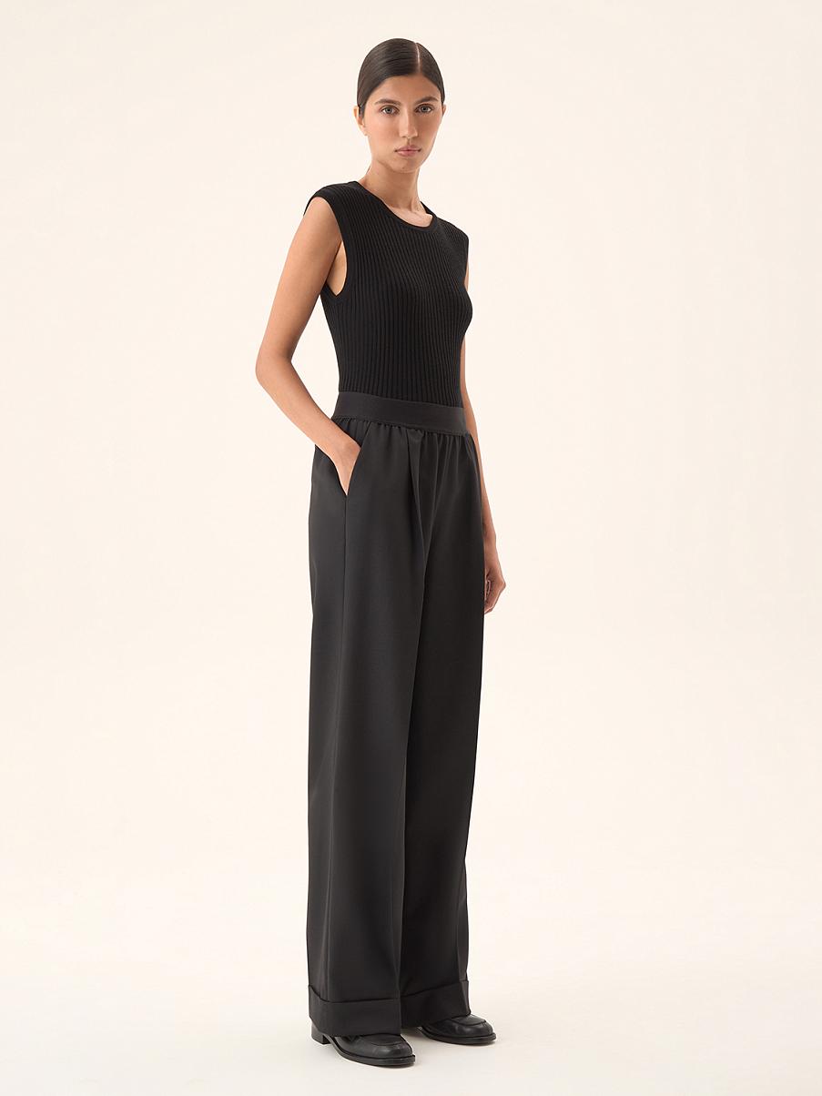 Брюки со стрелками