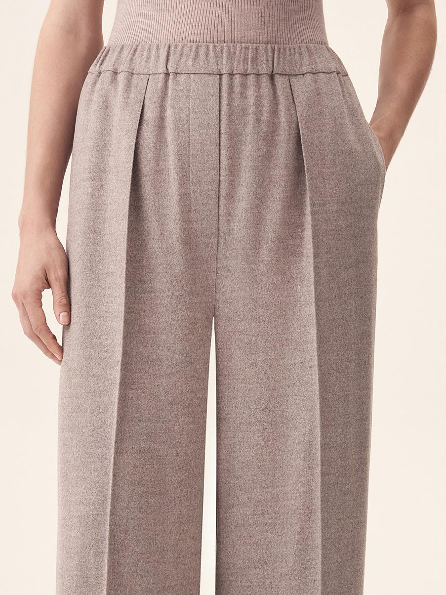 Брюки свободного кроя с поясом на резинке